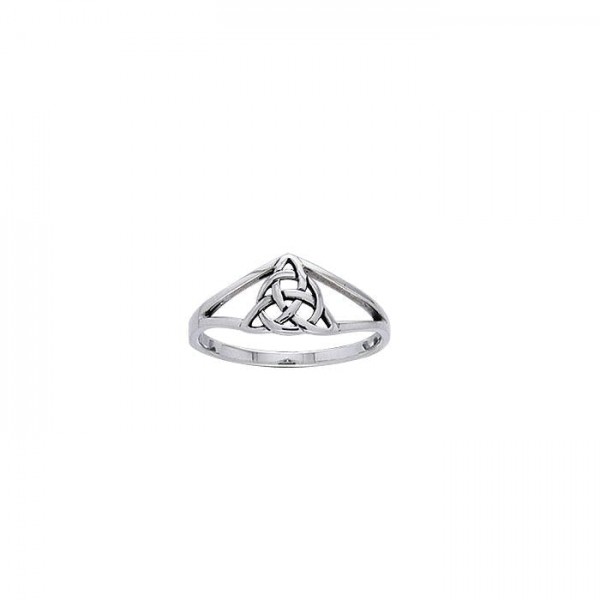 Triquetra Silver Ring