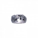 Wolf Kiss Silver Ring
