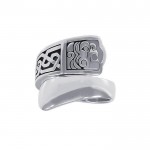 Encompassing both a single moment and eternity ~ Celtic Knotwork Sterling Silver Spoon Ring
