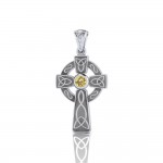 Pendentif en argent Celtic Knotwork Cross avec gemme