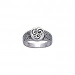 Spirit, mind, and passion ~ Sterling Silver Celtic Triquetra Ring