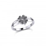 Lucky Celtic Four Leaf Clover Silver Ring