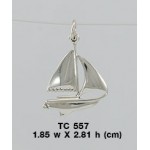 Un trésor de la mer ~ Sterling Silver Sailboat Charm