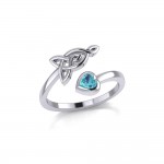 Celtic Motherhood Triquetra or Trinity Knot Silver Ring With Heart Gem
