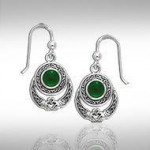 Une histoire d’amour inspirante depuis des années ~ Celtic Knotwork Claddagh Sterling Silver Dangle Earrings Bijoux avec pierre précieuse