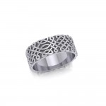 A beautiful representation of eternity ~ Sterling Silver Celtic Knotwork Ring
