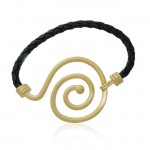 Vermeil spiralé sablé avec bracelet en cuir par Amy Zerner